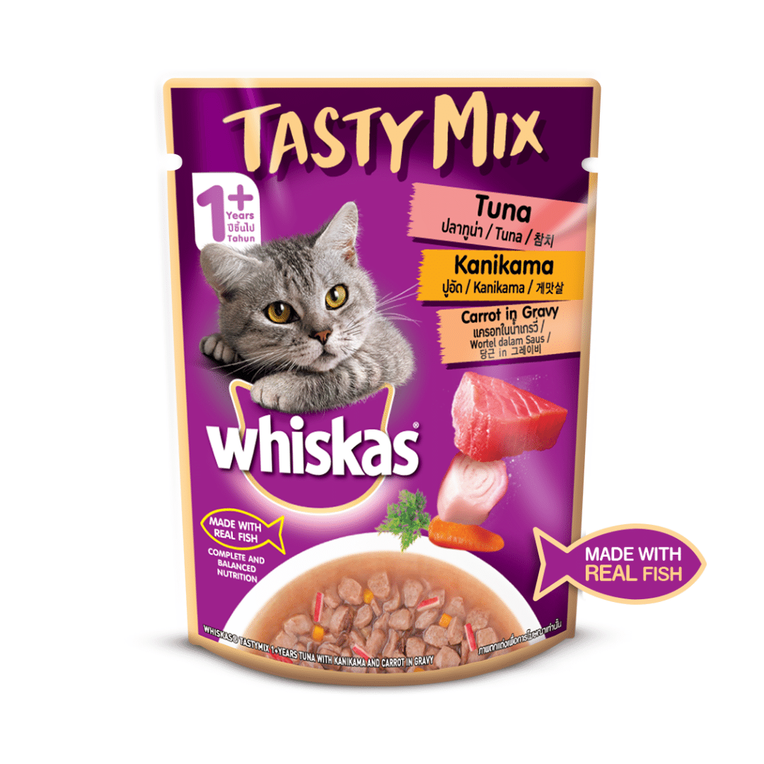 Whiskas Adult (1+ year) Tasty Mix Wet Cat Food Made With Real Fish, Tuna With Kanikama And Carrot in Gravy