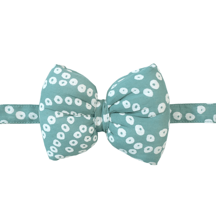 Mutt Of Course Dog Bow Tie - Minty Dotty