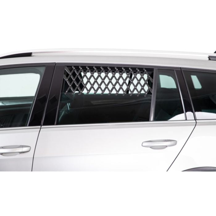 Trixie ventilation lattice for cars - Black
